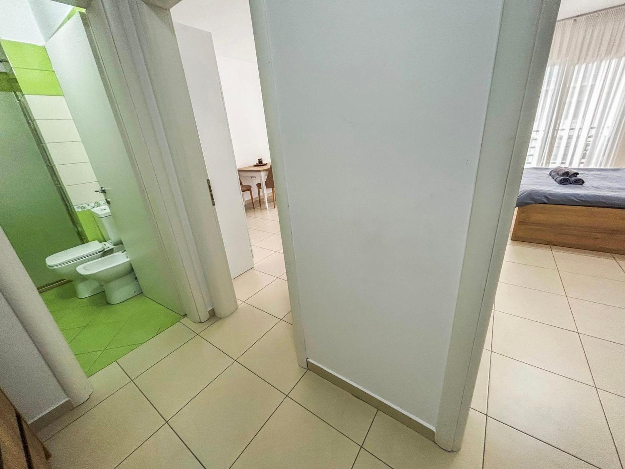 Ocean Wisdom 582 Apartman Durrës Kültér fotó